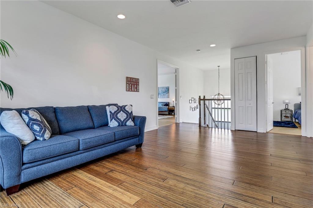 RIVERSTONE - Residential Lease