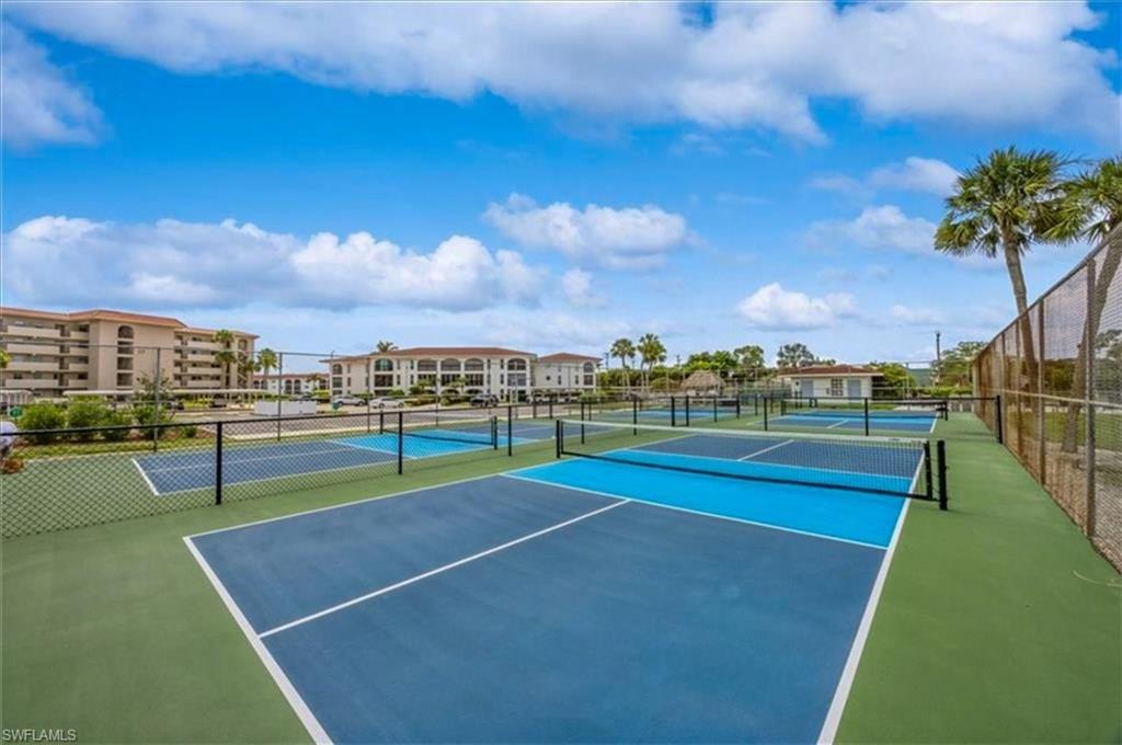 HIGH POINT COUNTRY CLUB - Residential