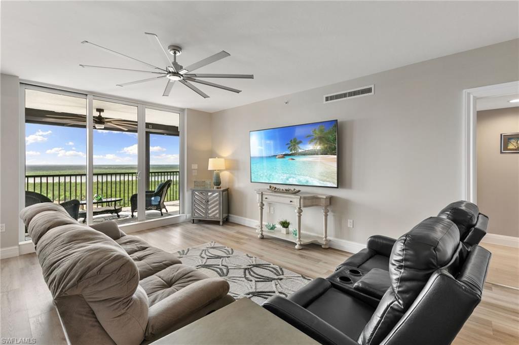 1060 Borghese LN 902