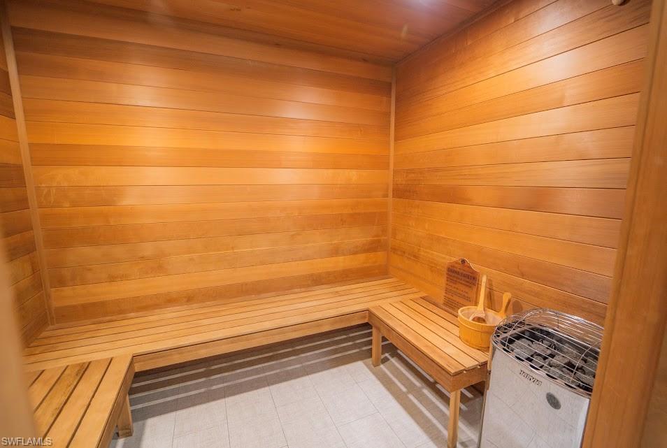 CHARDONNAY - Residential