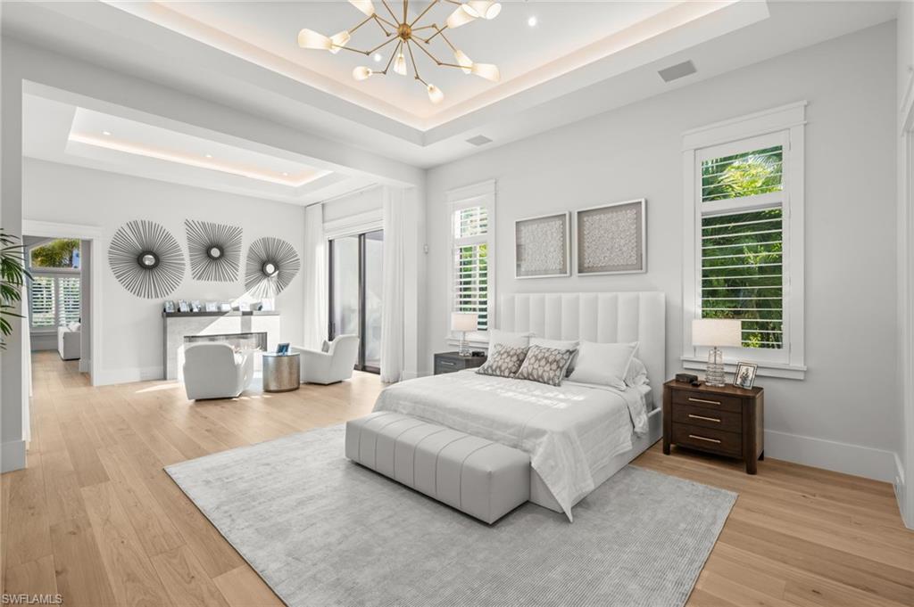 COACH HOUSE - Residential