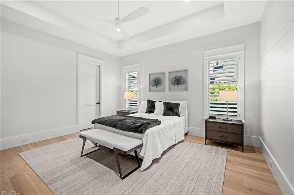 COACH HOUSE - Residential