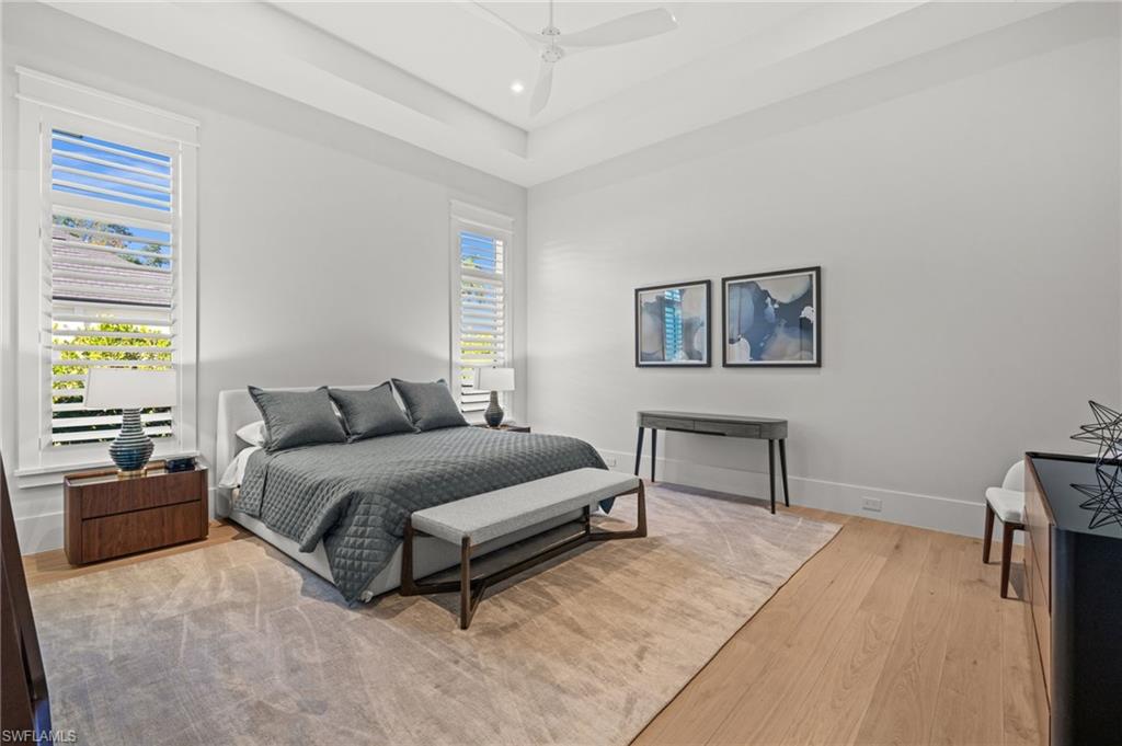 COACH HOUSE - Residential