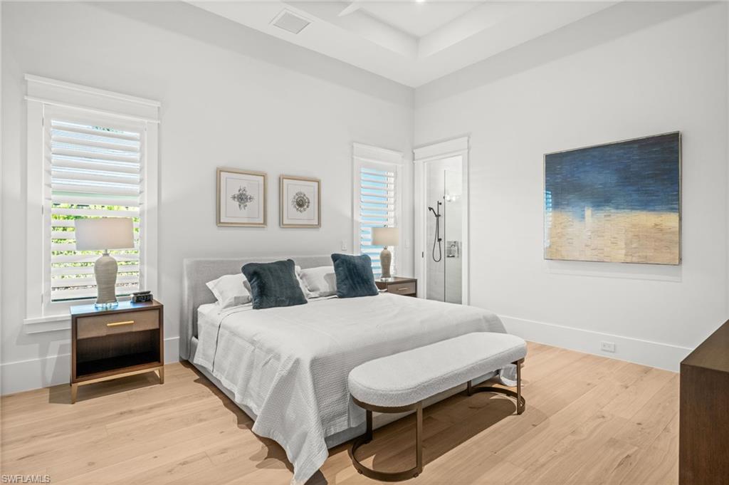 COACH HOUSE - Residential