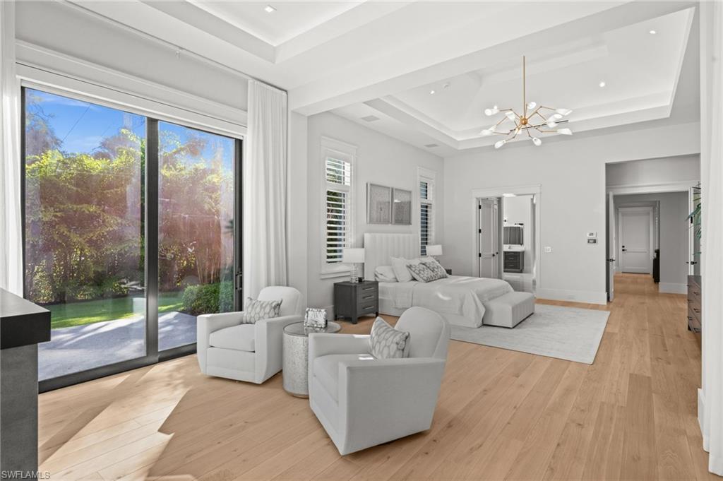 COACH HOUSE - Residential