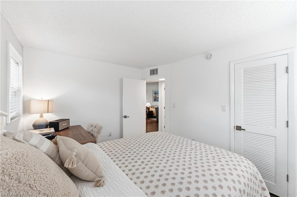 TURTLE LAKE GOLF COLONY - Residential