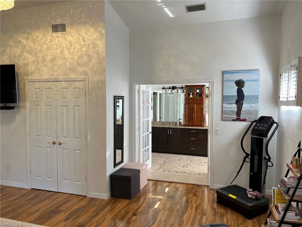 CAPE ROYAL - Residential