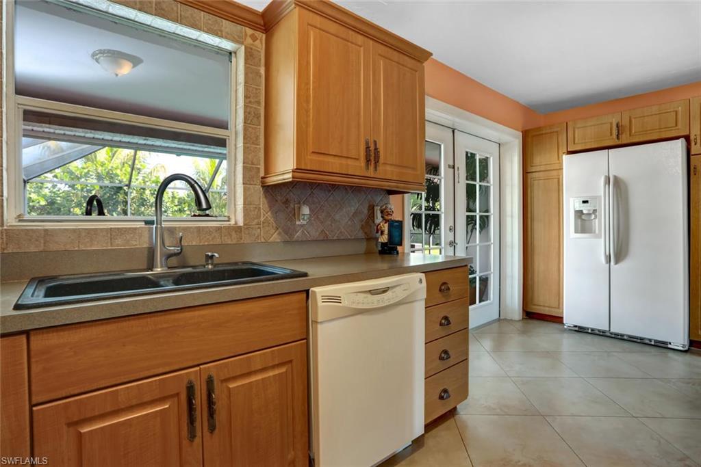 GOLDEN GATE CITY - Residential