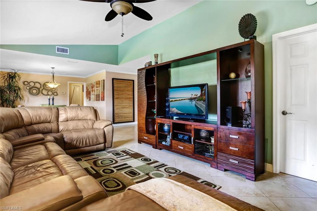 GOLDEN GATE CITY - Residential