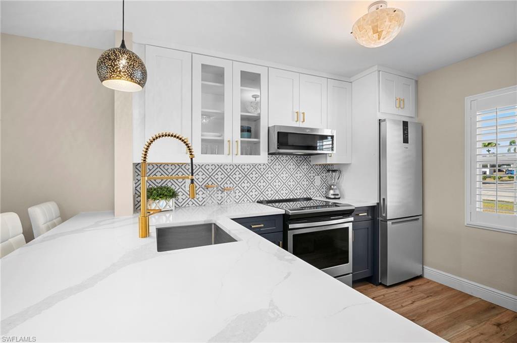 SOUTH POINTE VILLAS CONDO - Residential