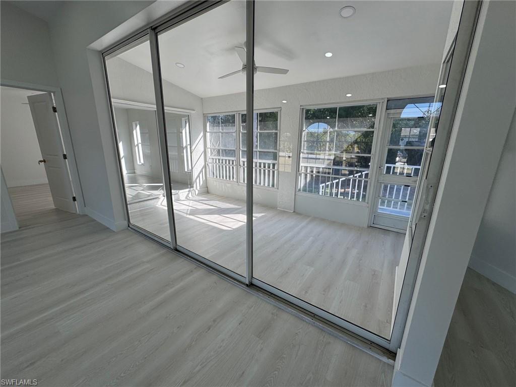 HAMPTON LAKES - Residential