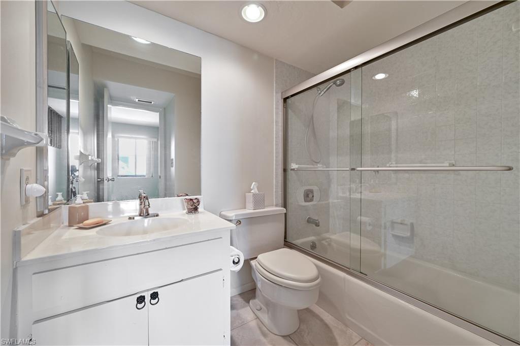 ADMIRALS WALK - Residential