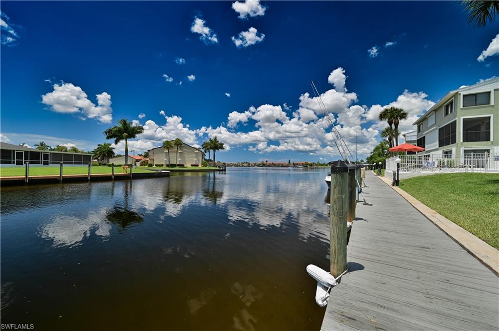 ADMIRALS WALK - Residential