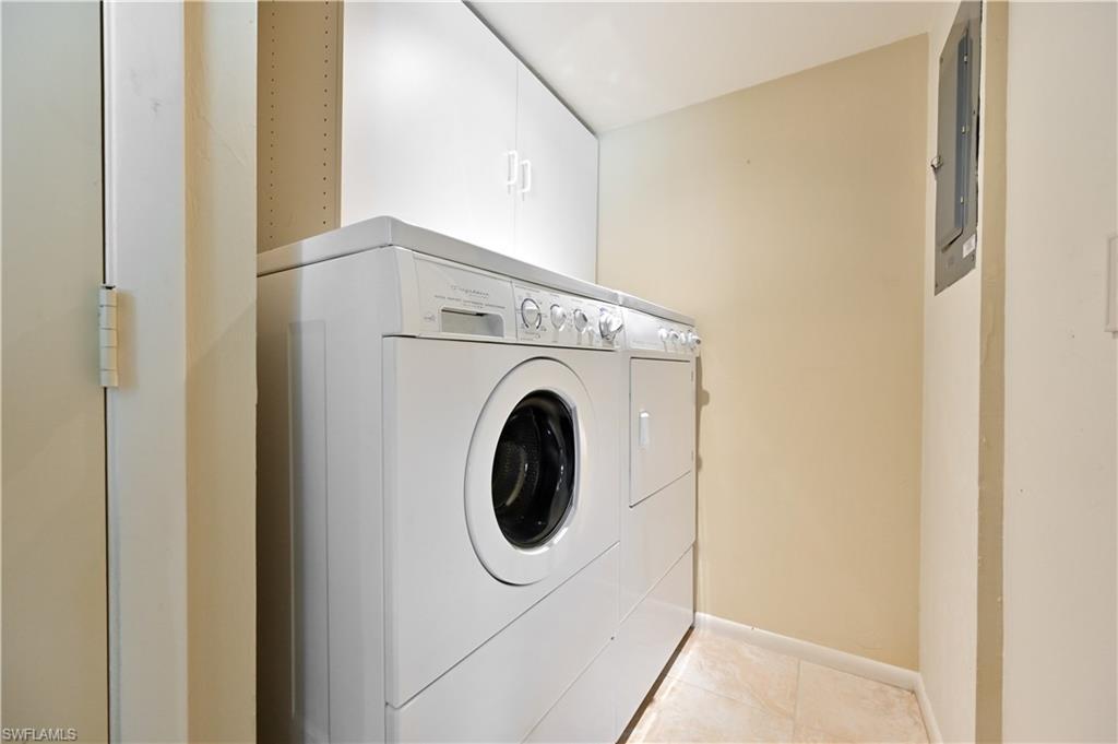 ADMIRALS WALK - Residential