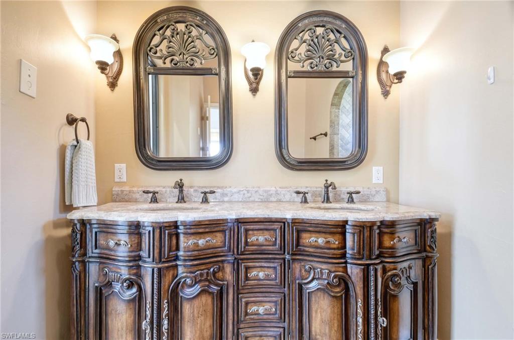 DA VINCI ESTATES - Residential