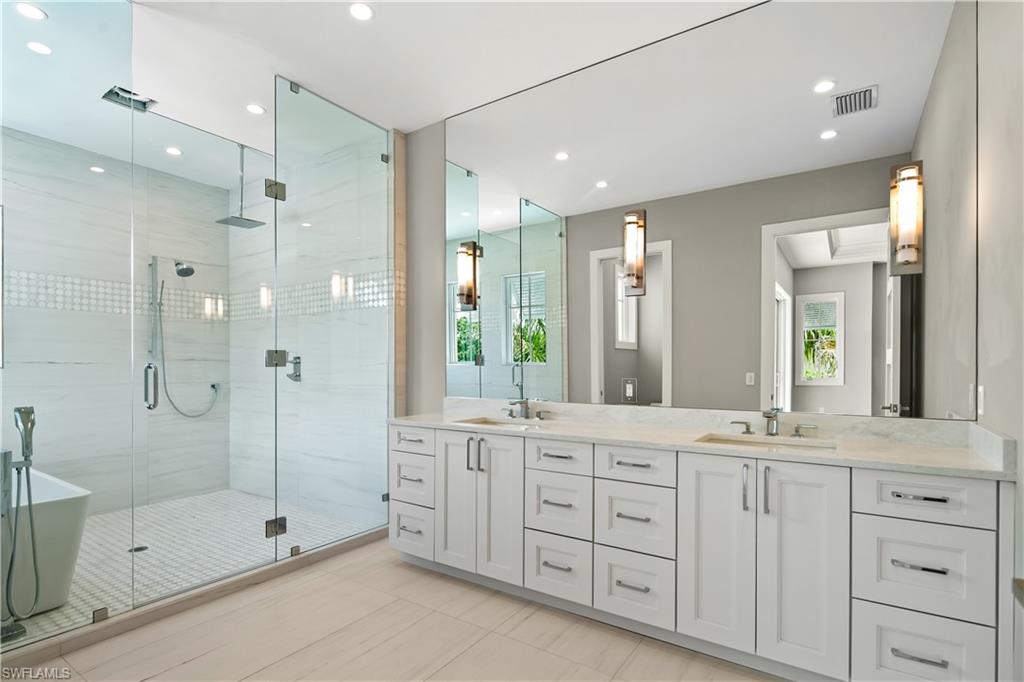 OLDE NAPLES - Residential