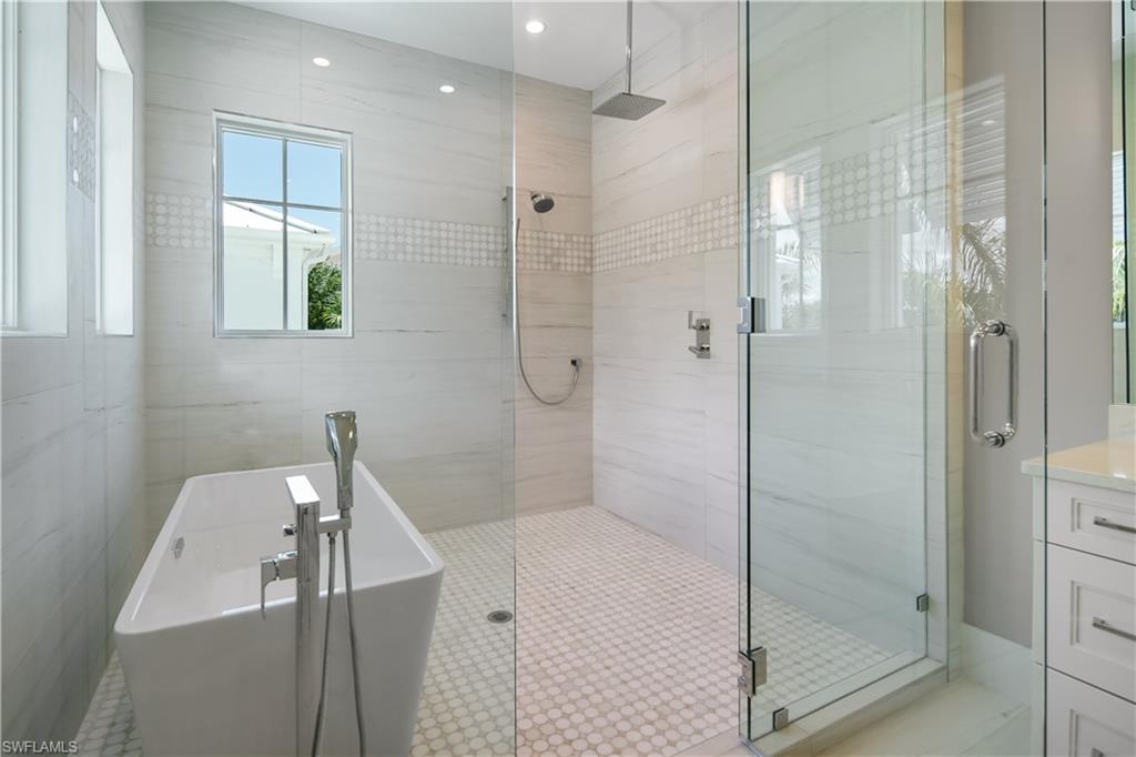 OLDE NAPLES - Residential