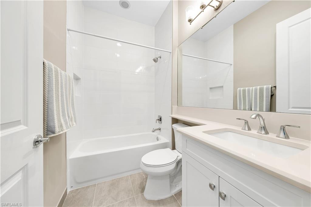 VALENCIA TRAILS - Residential