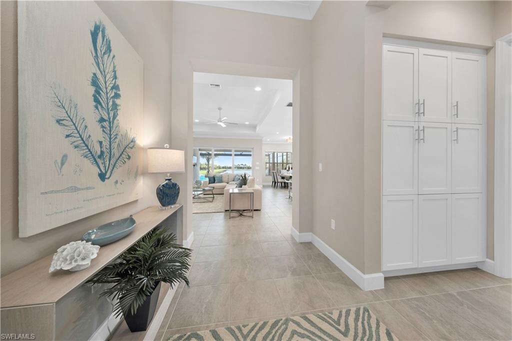 VALENCIA TRAILS - Residential