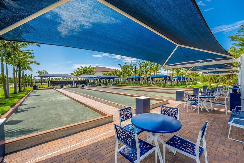 VALENCIA TRAILS - Residential