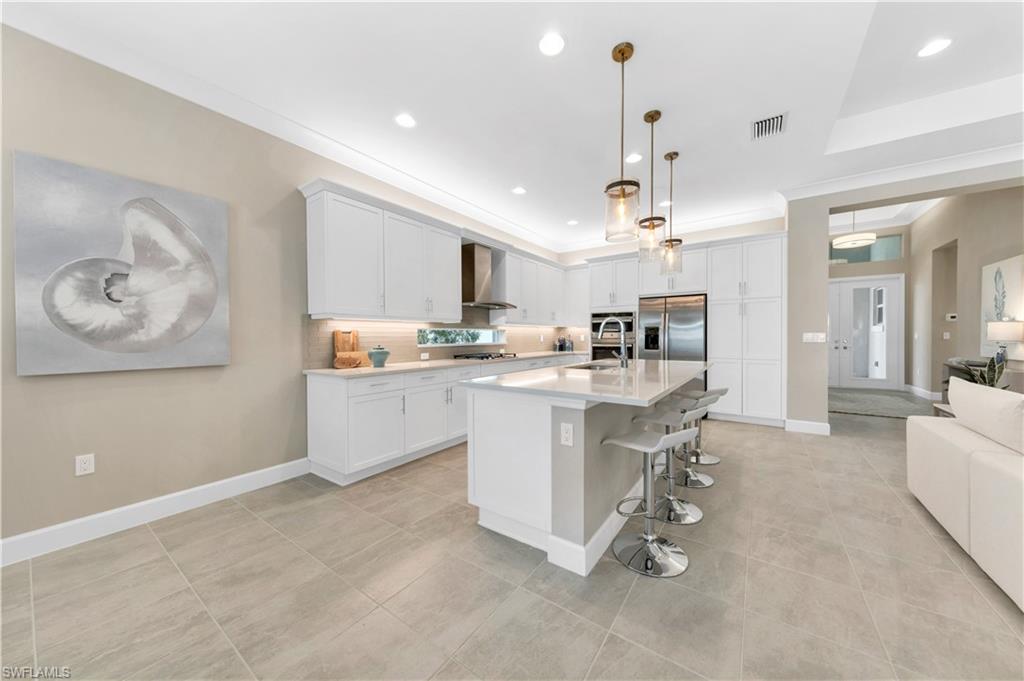 VALENCIA TRAILS - Residential