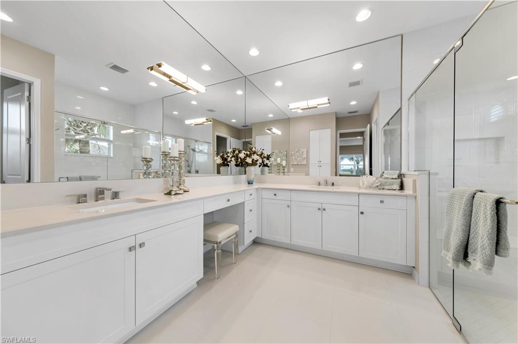 VALENCIA TRAILS - Residential