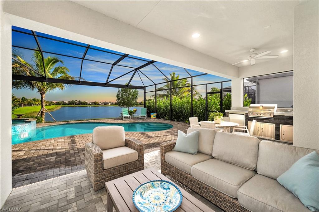 VALENCIA TRAILS - Residential