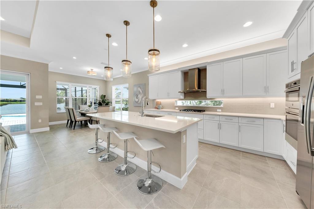 VALENCIA TRAILS - Residential