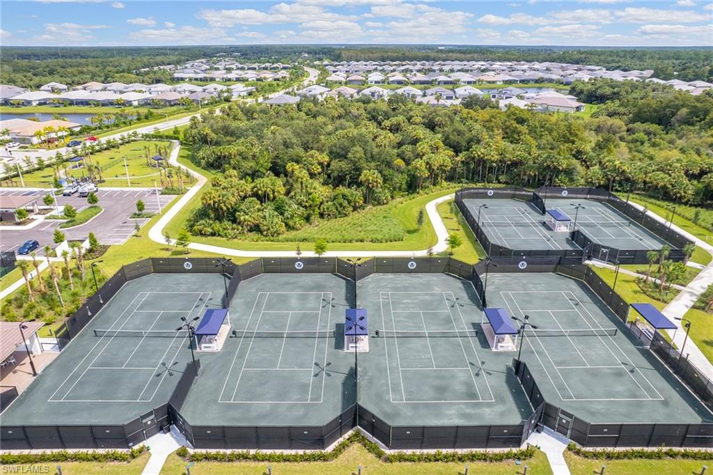 VALENCIA TRAILS - Residential