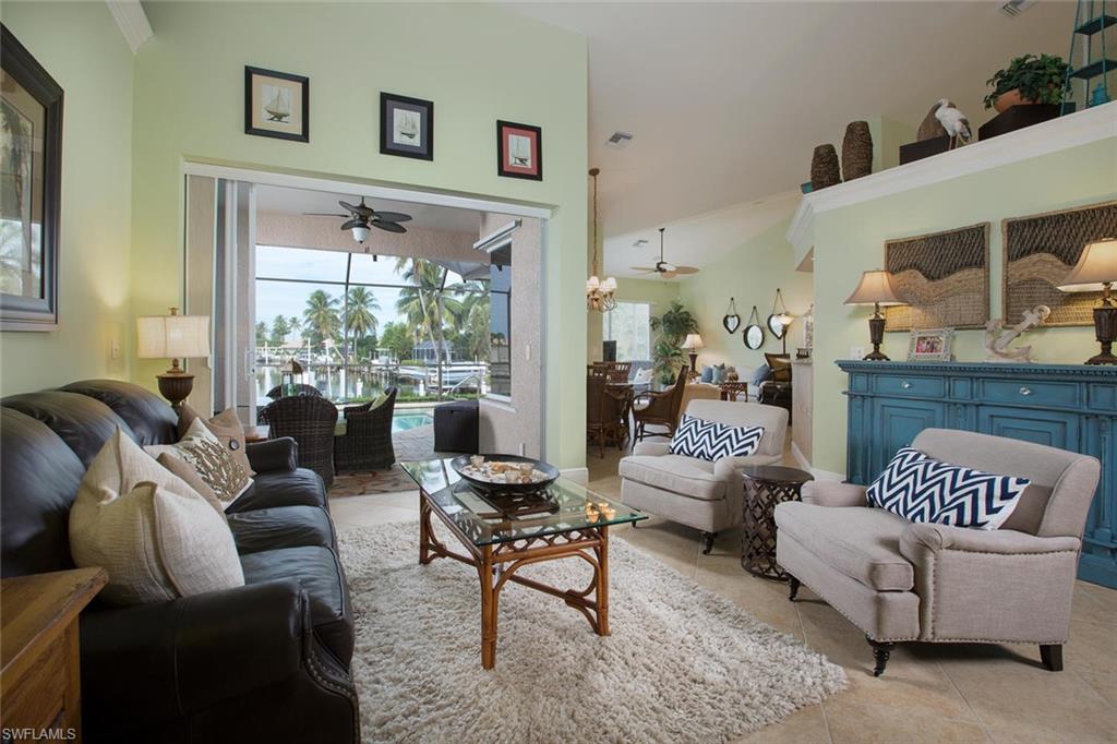 MARCO BEACH - Residential