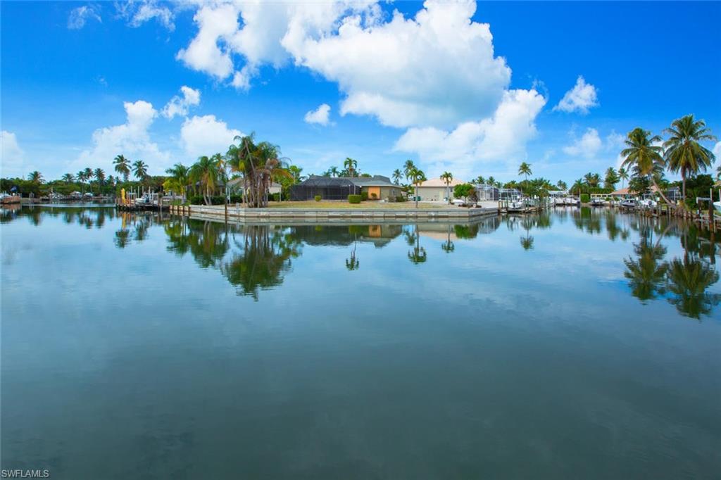 MARCO BEACH - Residential