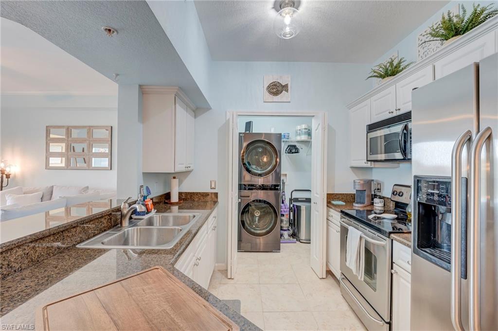 12940 Positano CIR 304