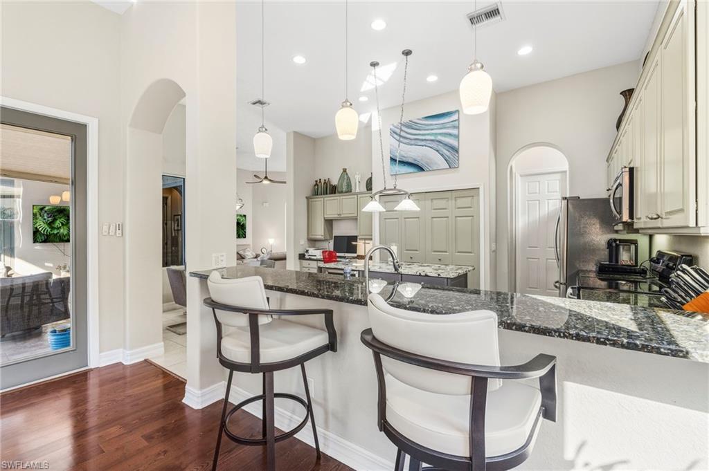 HUNTERS RIDGE - Residential