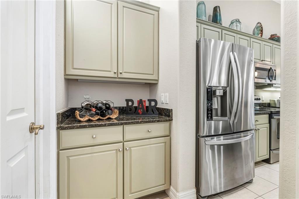 HUNTERS RIDGE - Residential