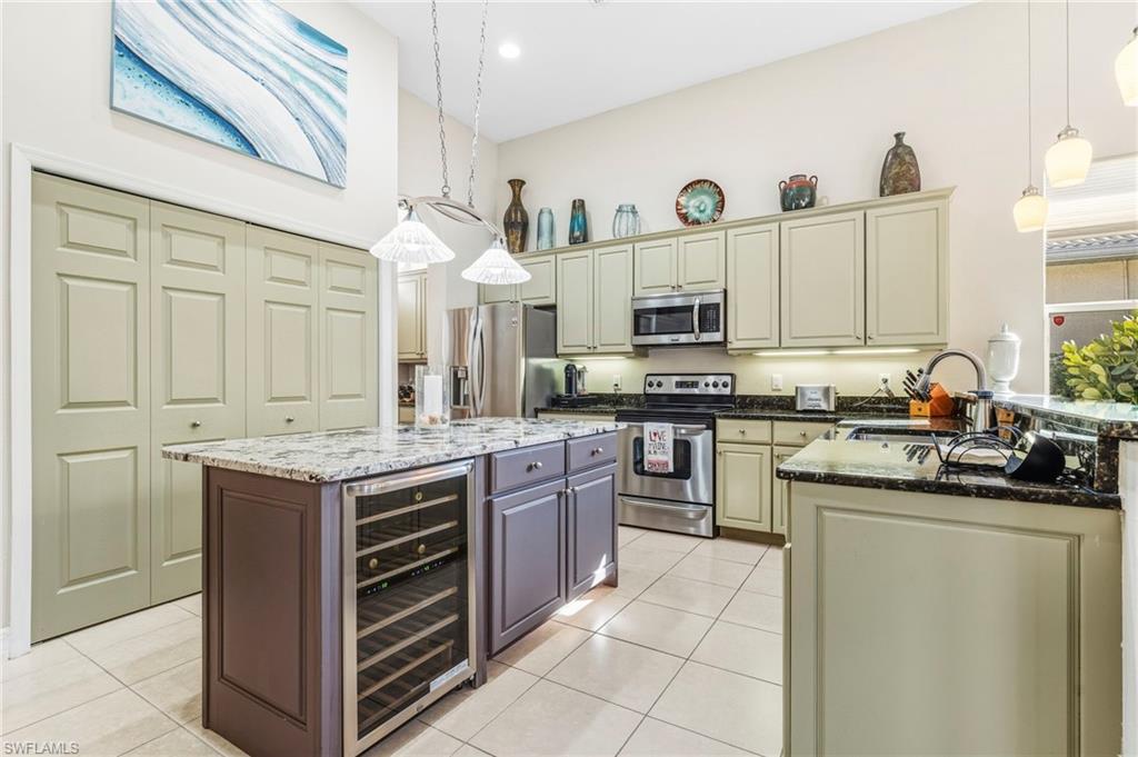 HUNTERS RIDGE - Residential