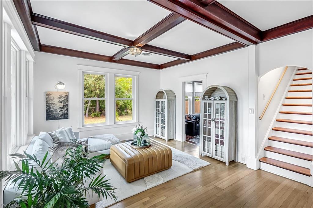 VALENCIA TERRACE - Residential