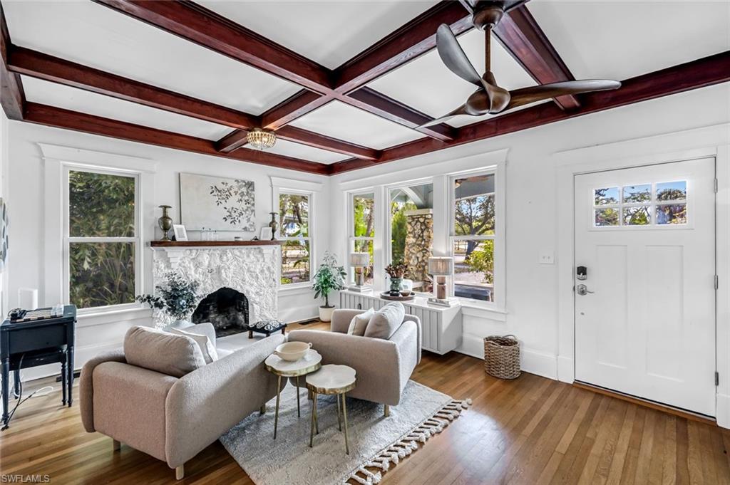 VALENCIA TERRACE - Residential