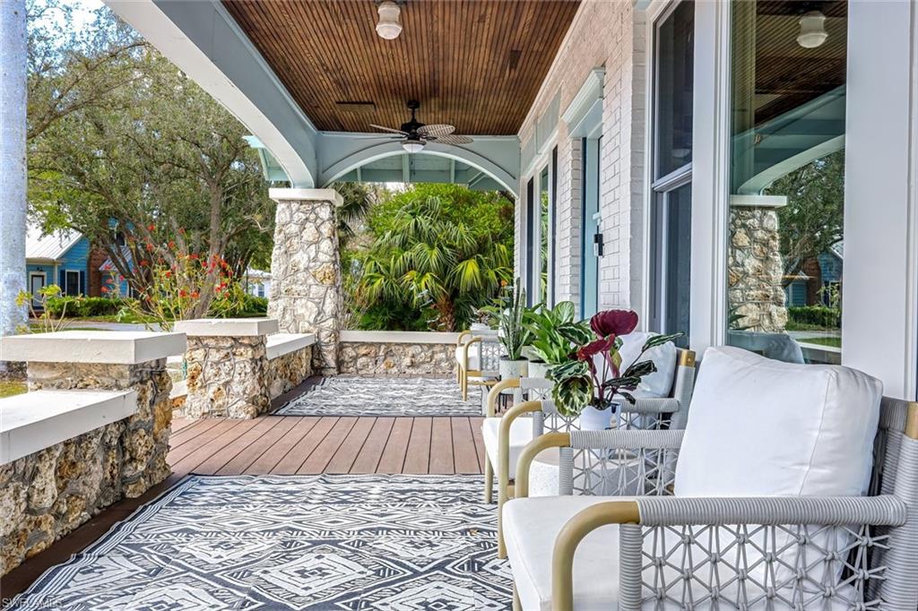 VALENCIA TERRACE - Residential