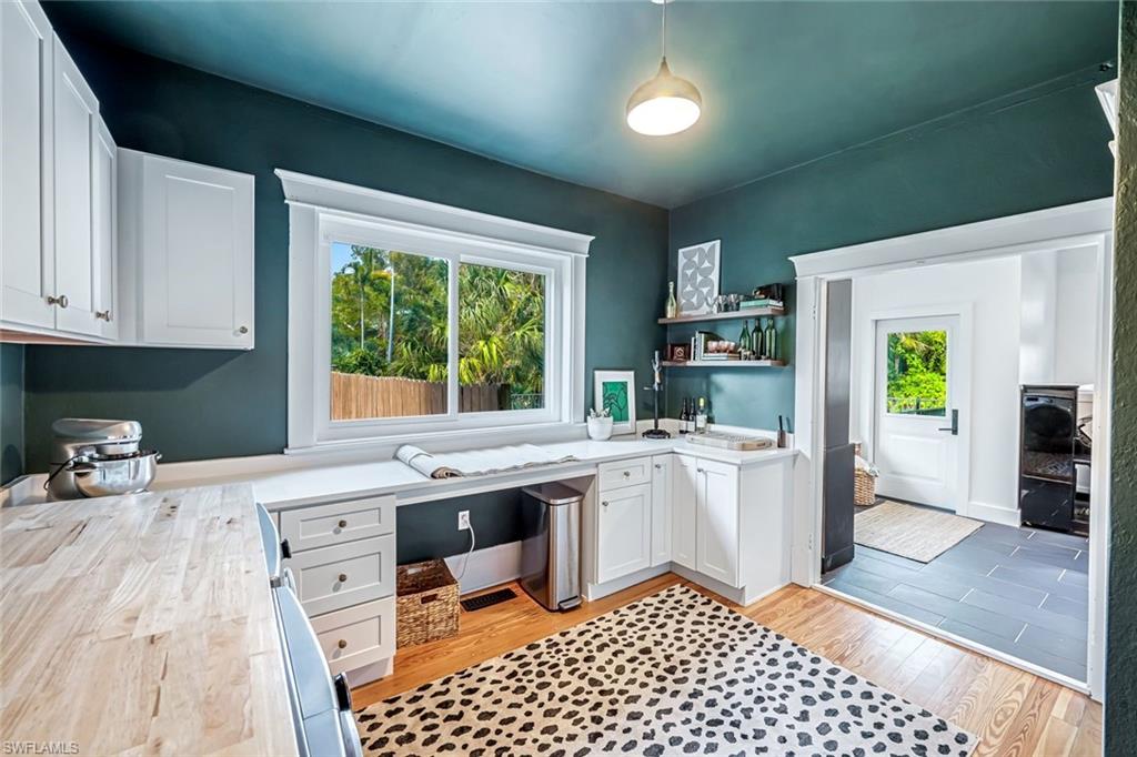 VALENCIA TERRACE - Residential