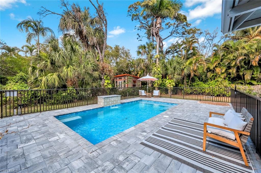 VALENCIA TERRACE - Residential