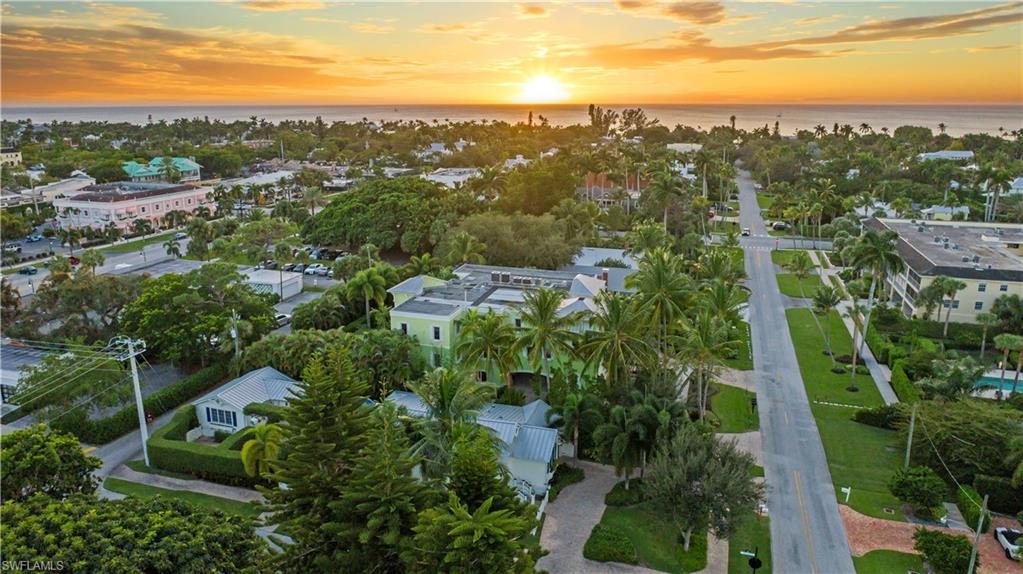 LUCAYA CAY - Residential