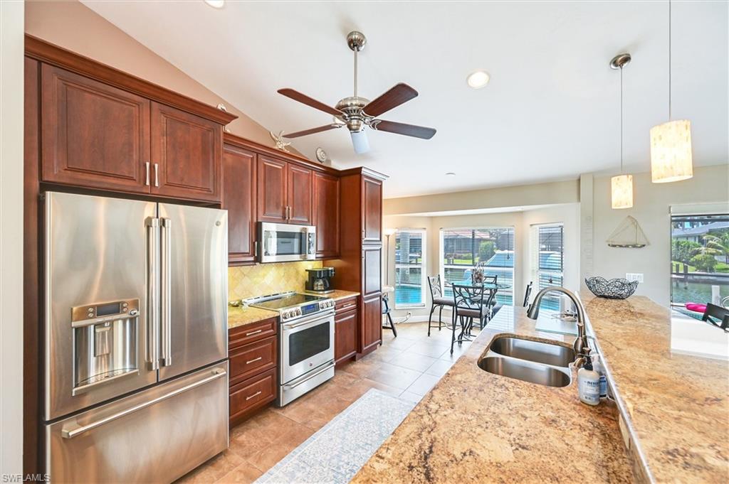 MARCO ISLAND - Residential