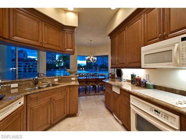 PARK SHORE - Residential