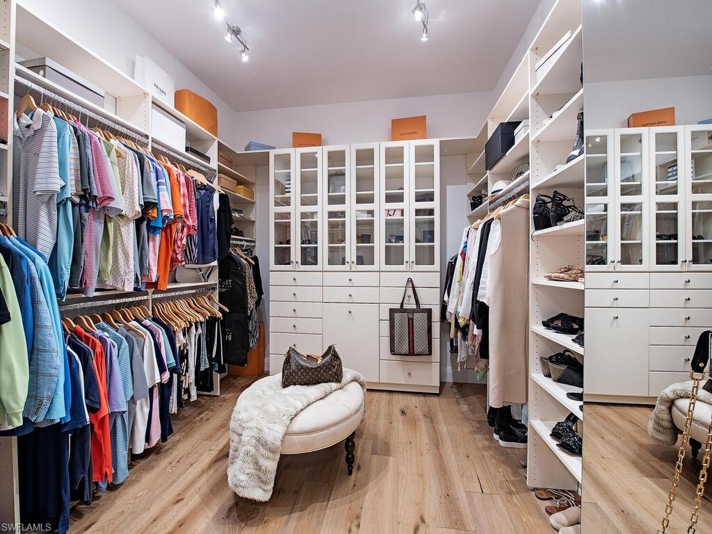 BAY CREEK - Residential