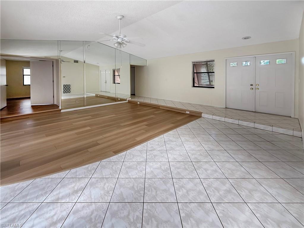 CALOOSA YACHT & RACQUET CLUB - Residential Lease