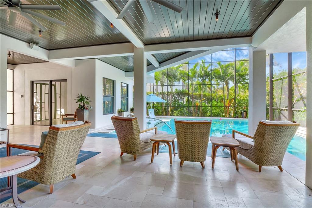 HIDEAWAY BEACH - Residential