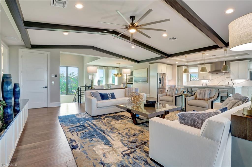 HIDEAWAY BEACH - Residential