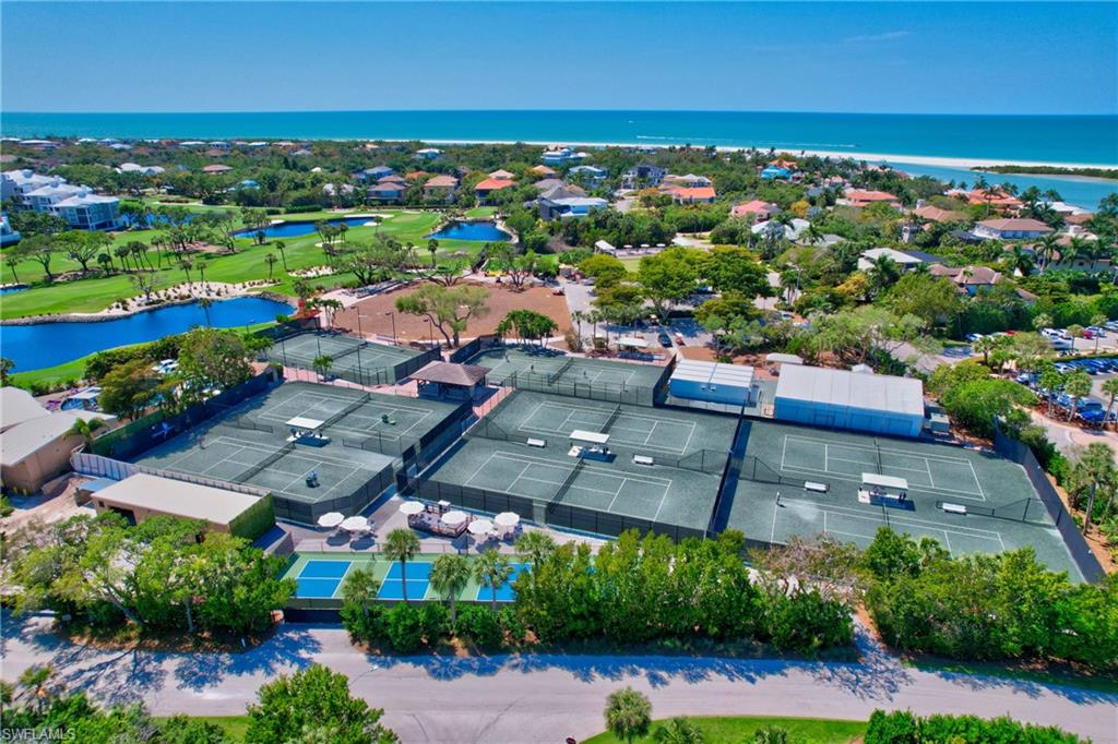 HIDEAWAY BEACH - Residential