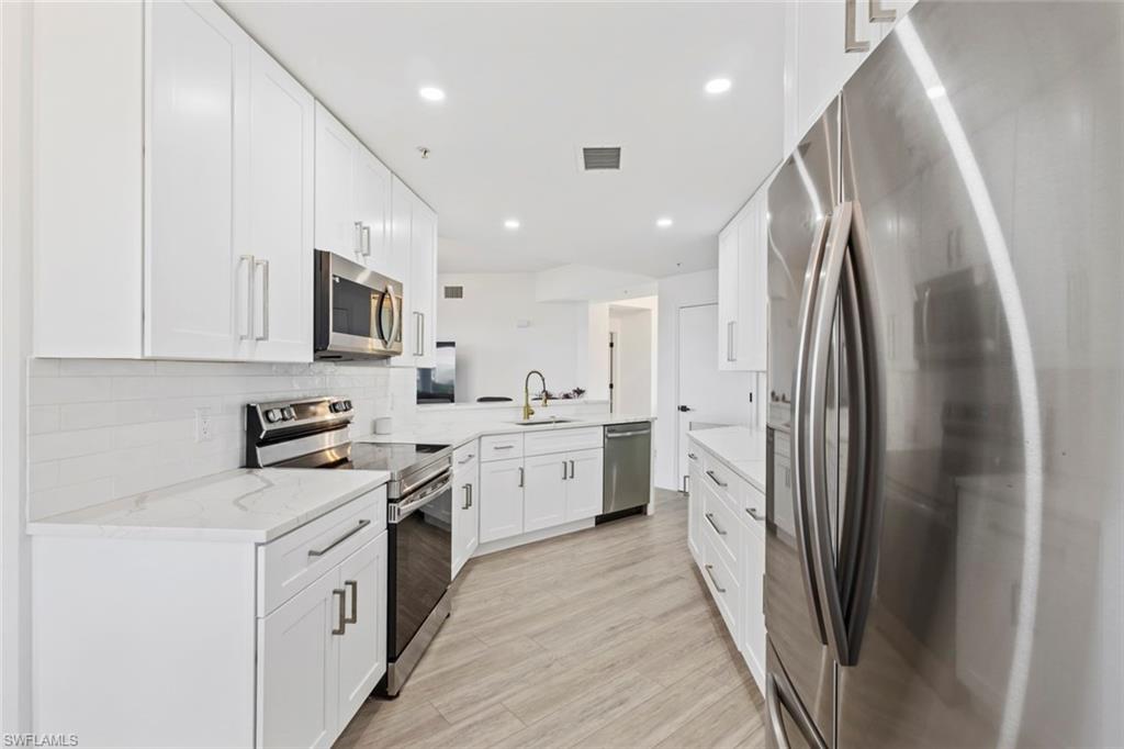 BRIDGEWATER BAY - Residential Lease