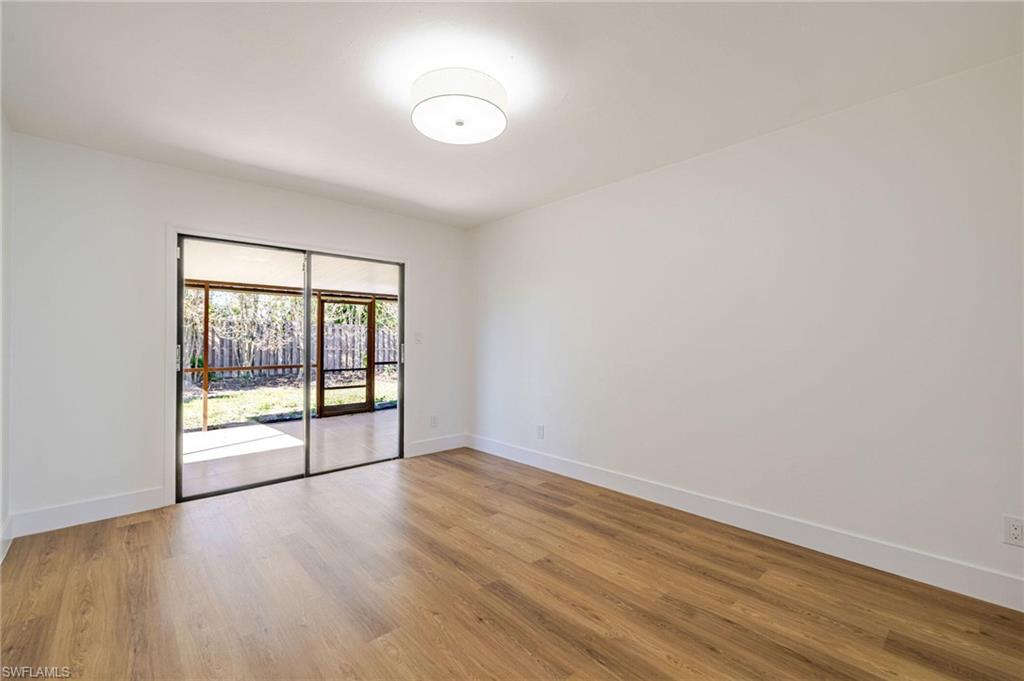 NAPLES TWIN LAKES - Residential